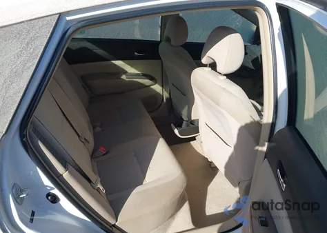 2005 Toyota Prius from USA, damaged, VIN JTDKB20U353037440